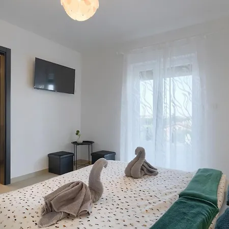 La Perla By Guide Villa *