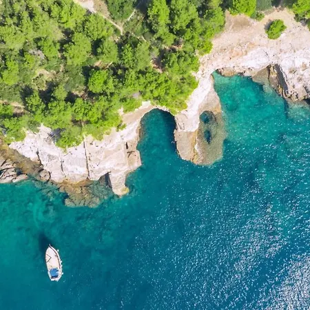 Villa La Perla By Guide Póla