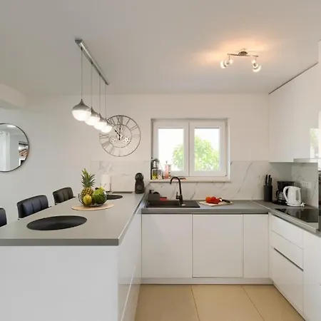 La Perla By Guide וילה פולה